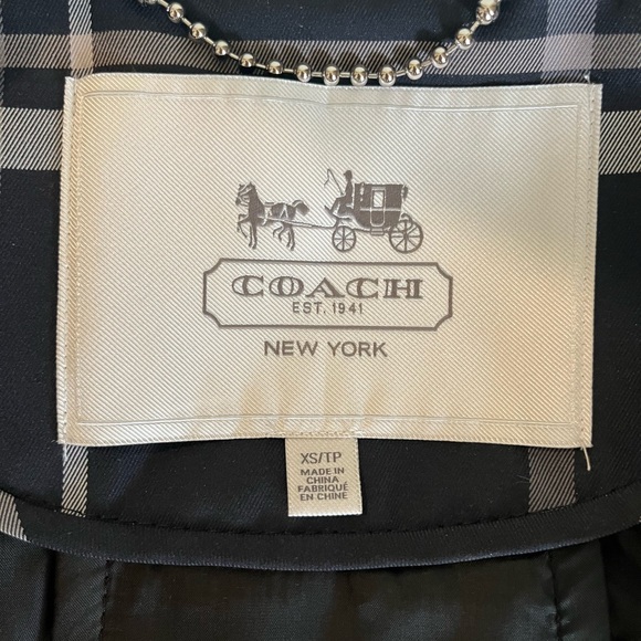 Coach Tatersall Trench Coat. - Picture 7 of 7